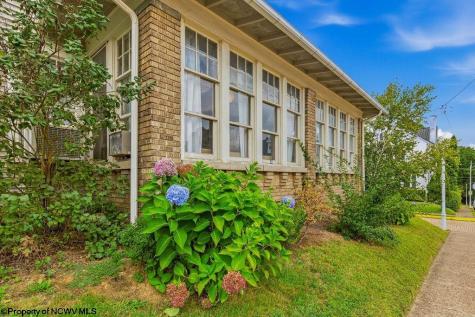 527 Stanley Avenue Clarksburg WV 26301