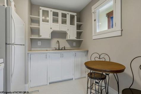 527 Stanley Avenue Clarksburg WV 26301