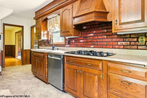 6490 Benedum Drive Shinnston WV 26431