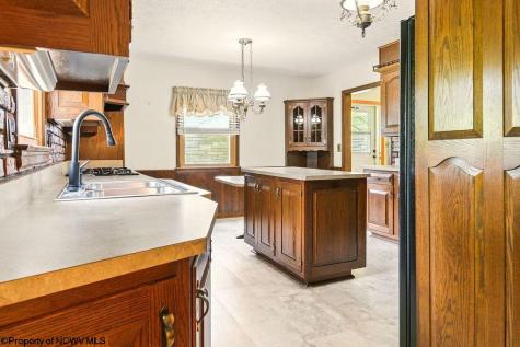 6490 Benedum Drive Shinnston WV 26431