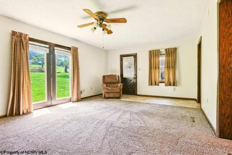 6490 Benedum Drive Shinnston WV 26431