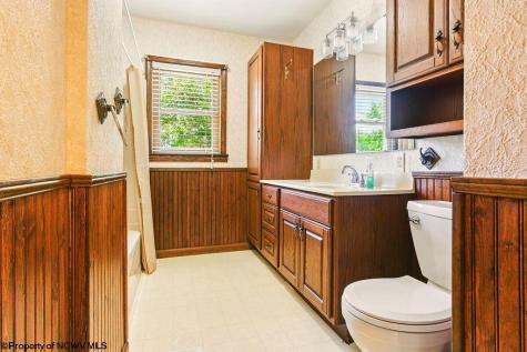 6490 Benedum Drive Shinnston WV 26431