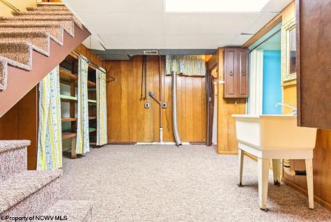 6490 Benedum Drive Shinnston WV 26431