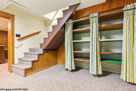 6490 Benedum Drive Shinnston WV 26431