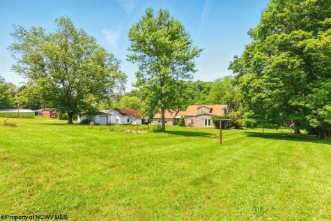 6490 Benedum Drive Shinnston WV 26431