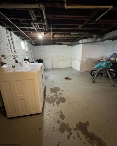 105 Fairlane Avenue Fairmont WV 26554