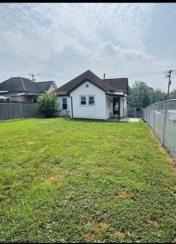 105 Fairlane Avenue Fairmont WV 26554
