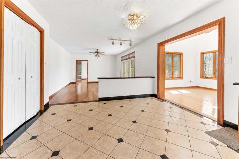 1405 Far Meadows Morgantown WV 26508