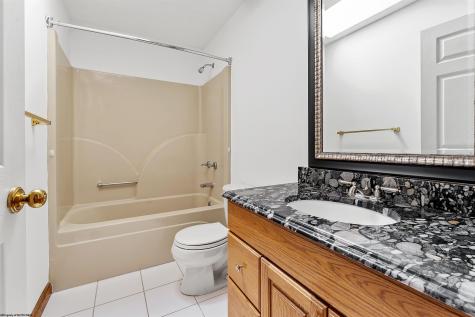 1405 Far Meadows Morgantown WV 26508