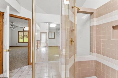 1405 Far Meadows Morgantown WV 26508