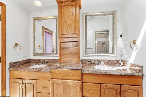 1405 Far Meadows Morgantown WV 26508