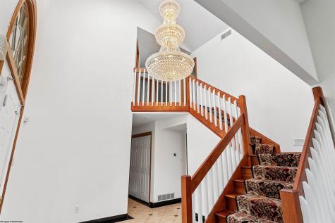 1405 Far Meadows Morgantown WV 26508
