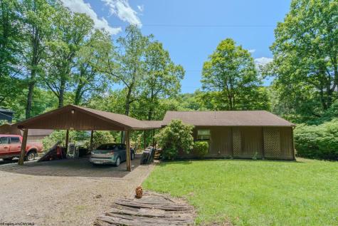 1061 Loren Lane Fairmont WV 26554