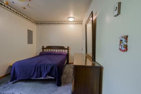 1061 Loren Lane Fairmont WV 26554