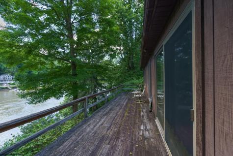 1061 Loren Lane Fairmont WV 26554