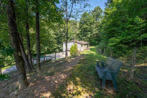 894 Mods Run Road Mannington WV 26582