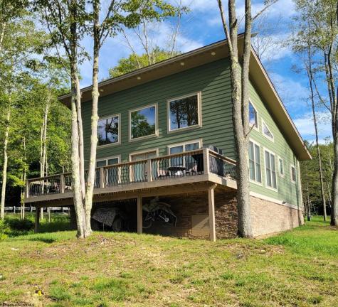 10 Wooten Drive Thomas WV 26292