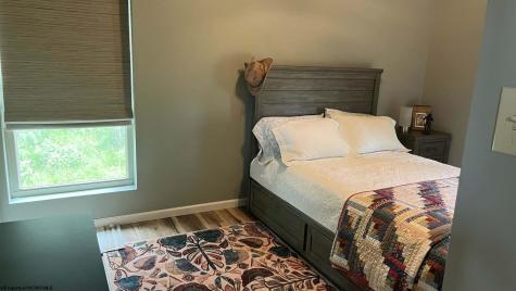 10 Wooten Drive Thomas WV 26292
