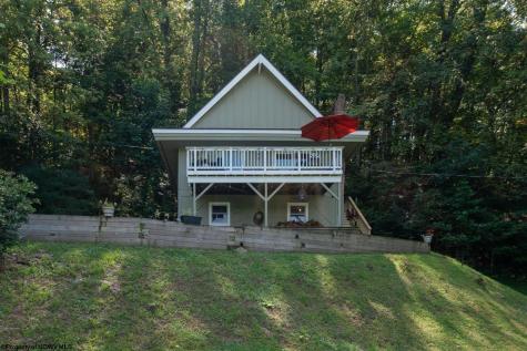 2750 Whetsell Settlement Road Kingwood WV 26537