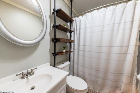 2750 Whetsell Settlement Road Kingwood WV 26537