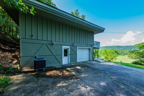 2750 Whetsell Settlement Road Kingwood WV 26537