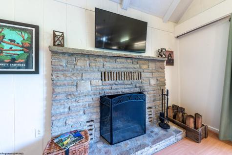 2750 Whetsell Settlement Road Kingwood WV 26537