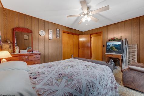 3462 Marquess Road Tunnelton WV 26444