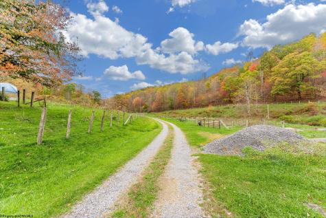 3462 Marquess Road Tunnelton WV 26444
