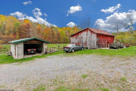3462 Marquess Road Tunnelton WV 26444