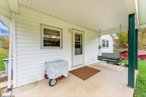 3462 Marquess Road Tunnelton WV 26444
