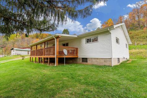 3462 Marquess Road Tunnelton WV 26444
