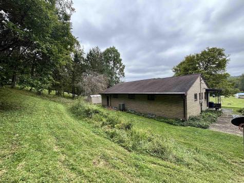 717 Maple Avenue Philippi WV 26416