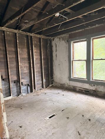 113 Long Street Grafton WV 26354