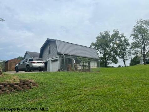 13 Birch Lane Jane Lew WV 26378
