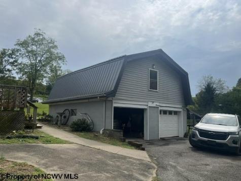 13 Birch Lane Jane Lew WV 26378