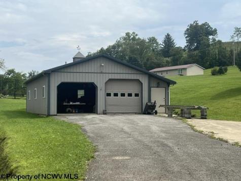 13 Birch Lane Jane Lew WV 26378