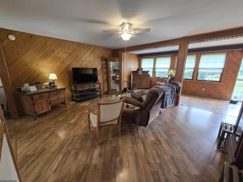 13 Birch Lane Jane Lew WV 26378