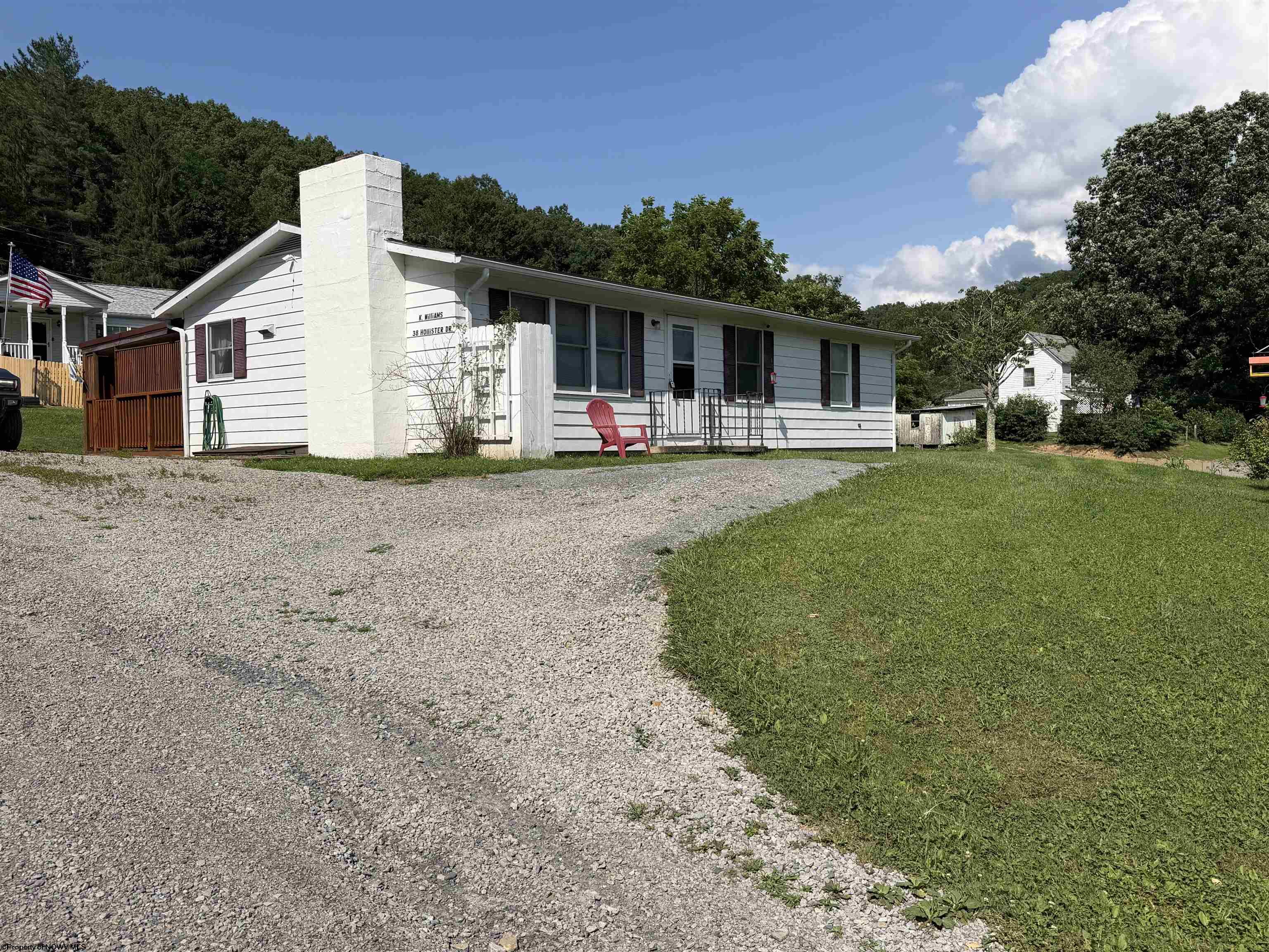 38 Hollister Drive Beverly WV 26253