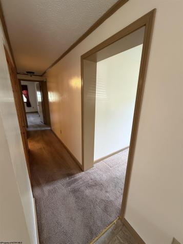 38 Hollister Drive Beverly WV 26253