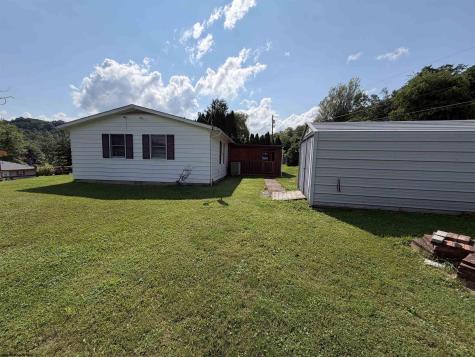 38 Hollister Drive Beverly WV 26253