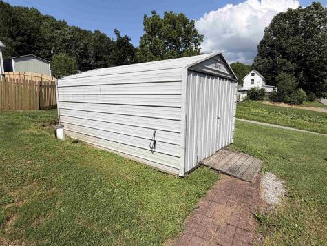 38 Hollister Drive Beverly WV 26253