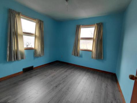 32 Circle Drive Mount Clare WV 26408