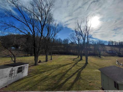 32 Circle Drive Mount Clare WV 26408