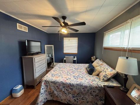 405 Roosevelt Road Clarksburg WV 26301