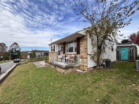 405 Roosevelt Road Clarksburg WV 26301