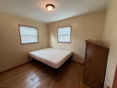 8086 Hazelwood Avenue Clarksburg WV 26301