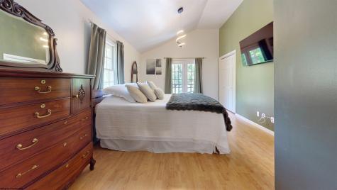 72 Newcastle Lane Farmington WV 26571