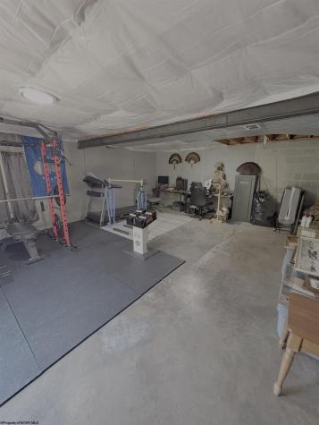 72 Newcastle Lane Farmington WV 26571