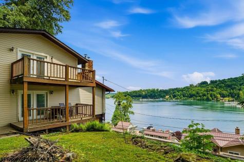 228 Rockley Road Morgantown WV 26508