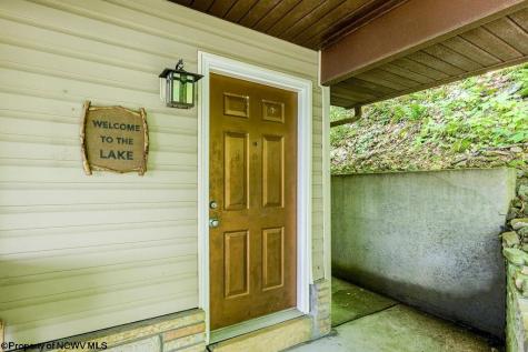 228 Rockley Road Morgantown WV 26508
